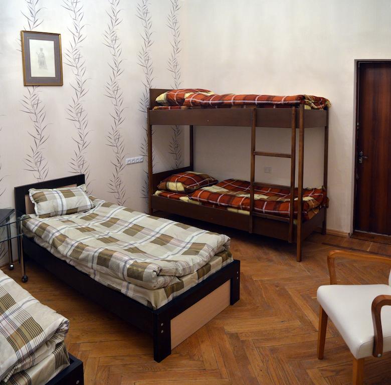 Griboedov Hostel & Suites Tbilisi Quarto foto